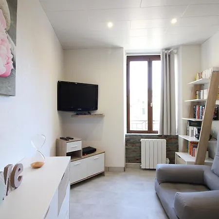 T2 Avec Wifi, Proche Thermes A - Fr-1-608-272 La Bourboule